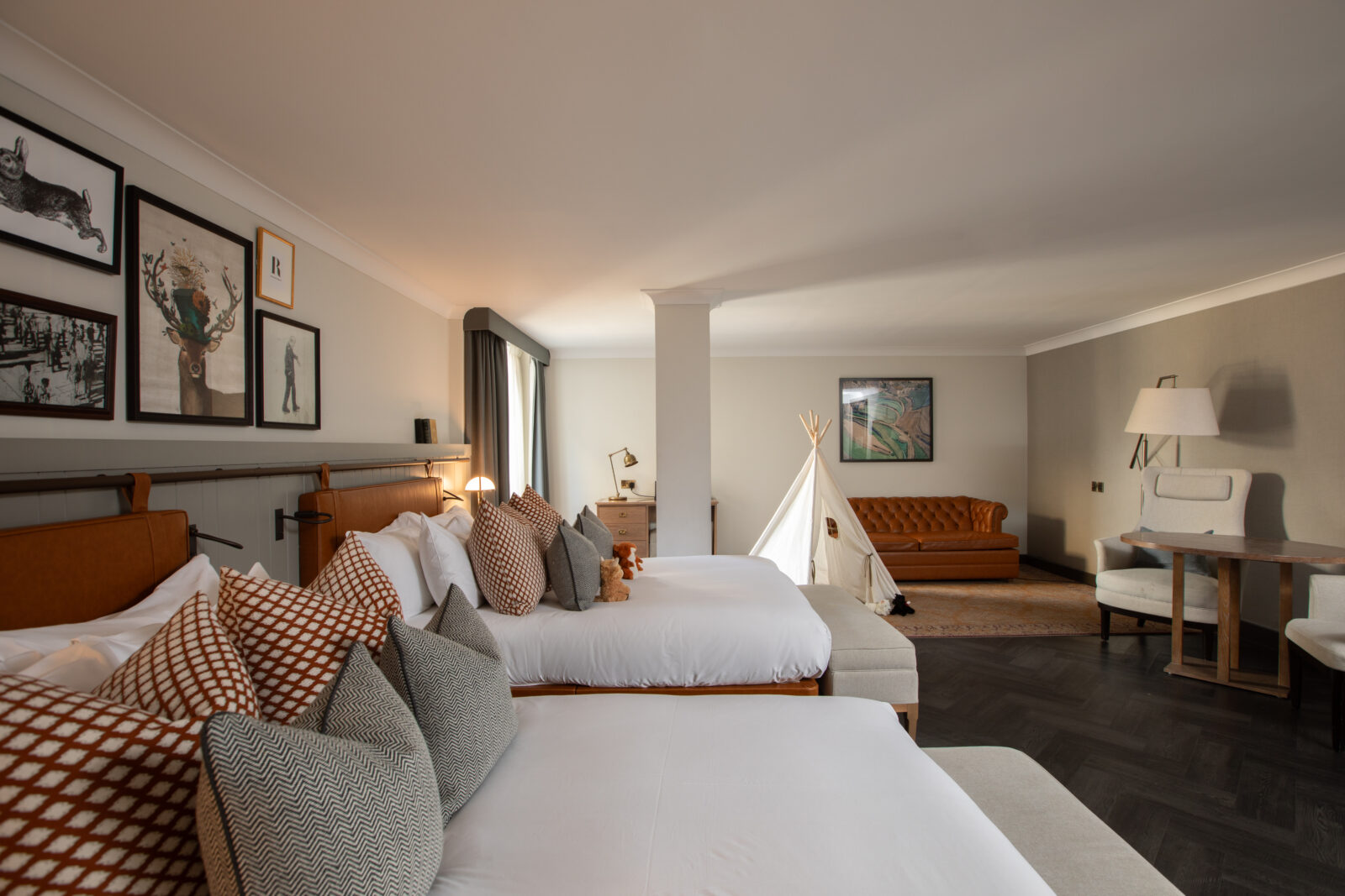 Kimpton Charlotte Square room